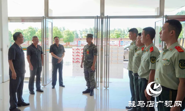 平舆县人民法院开展“八一”走访慰问活动