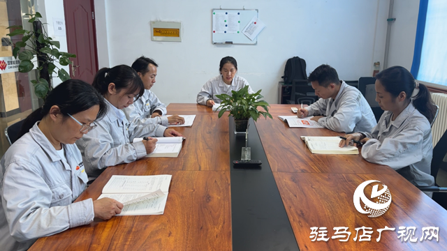 黄楠楠：甘于奉献创佳绩 平凡岗位展风采