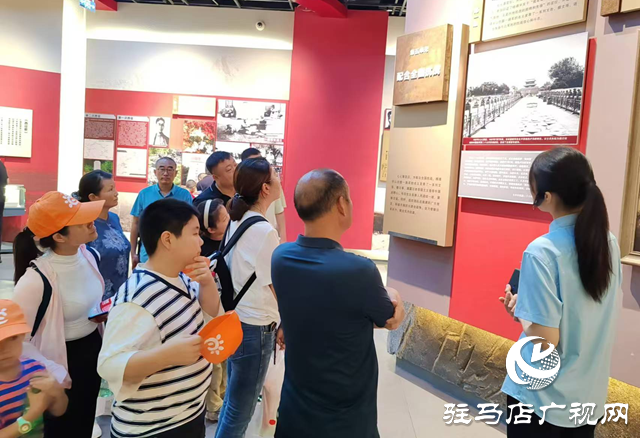 驻马店车务段开展红色教育主题亲子团建活动