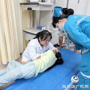 警惕“夺命虫” 8岁女童在公园中招！