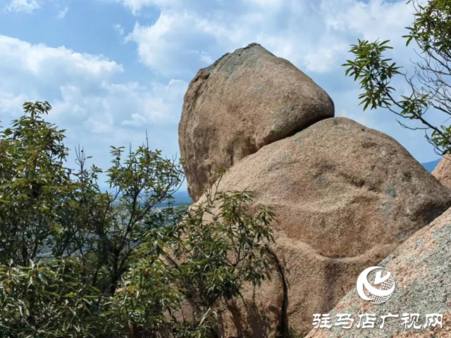 泌阳县蛤蟆山：风光旖旎如画