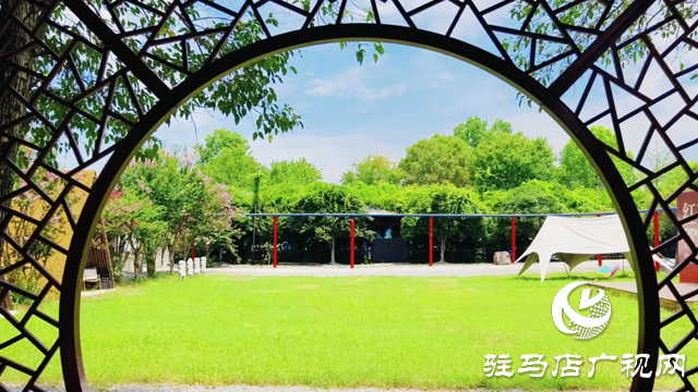 泌阳县和园：秋色宜人处 风光入画来