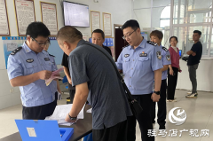 驻马店市公安局示范区分局开展校园安全防范排查工作