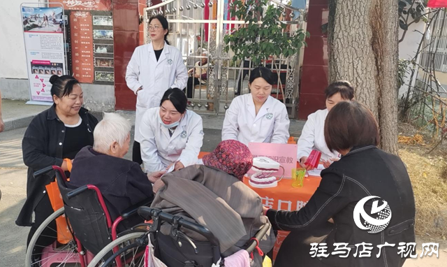 驿城区雪松街道纱厂社区举办重阳节系列活动