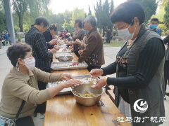 驻马店经济开发区贾庄居委会开展重阳节主题活动