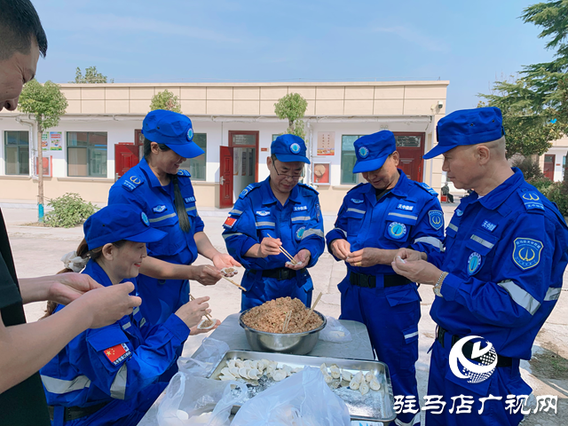 驻马店经济开发区红十字天中救援队举办情暖重阳主题活动