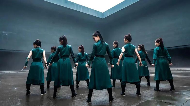 峨眉派女子功夫团“武”动四方