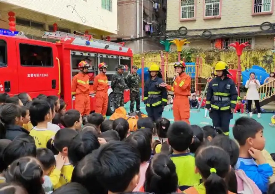 消防知识进幼儿园 提高教职工安全意识