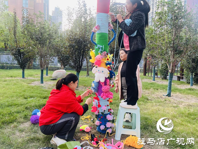 驻马店：彩衣扮靓校园树 美育劳育润童心