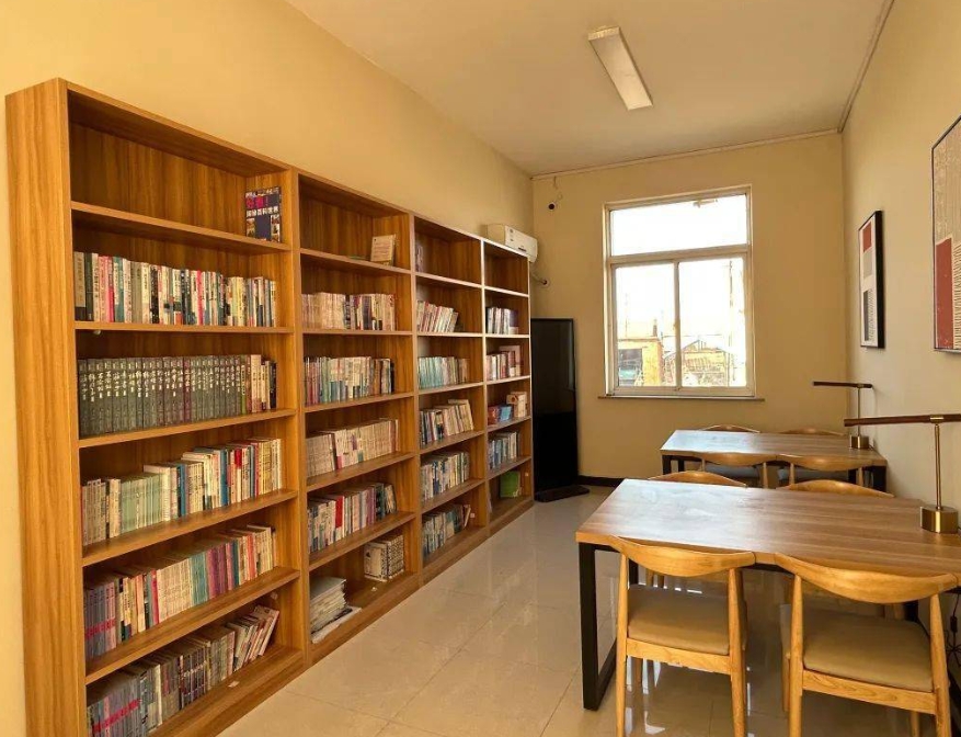 驿城区沙河店镇：农家书屋“小阵地” 搭建阅读“舒适圈”
