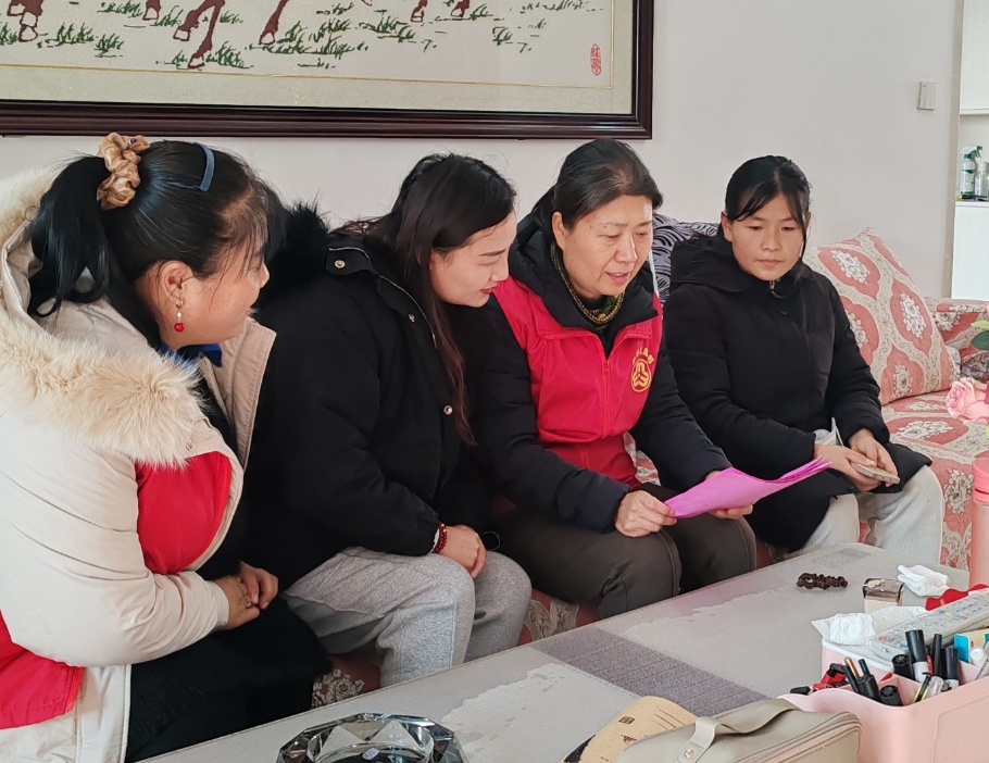 新蔡县佛阁寺镇：宪法宣传进家庭 法治春风暖人心
