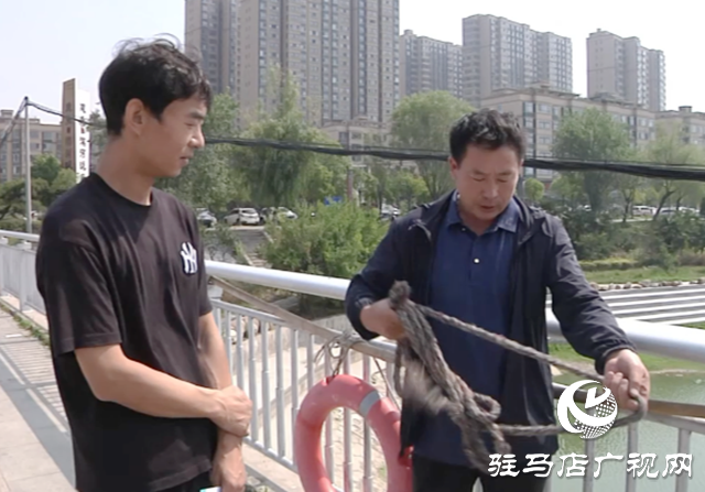练江河畔“生命圈”立新功 市民合力救起落水青年