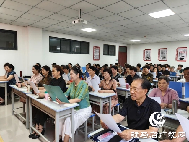 泌阳县举办《花开中国》公益学唱活动