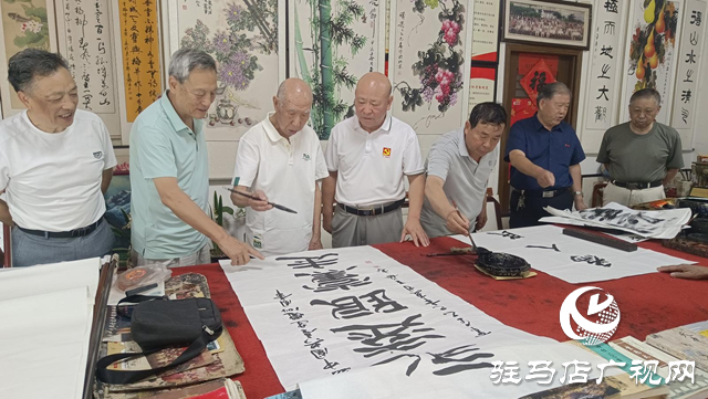 驻马店市天中书画艺术研究会举办书画活动庆祝建党104周年
