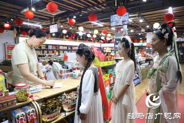 汉服角色扮演体验游 开启古风驿站探索奇妙之旅