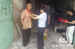 驻马店经济开发区杨楼村开展“庆七一 ”主题党日活动
