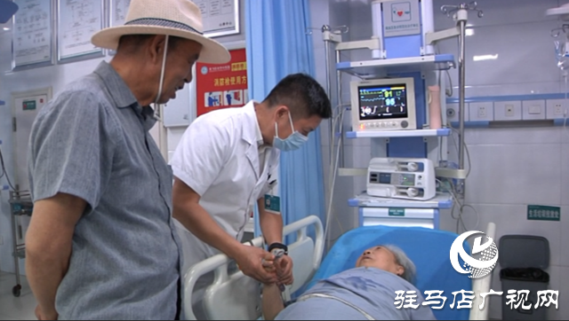 高温中暑喝藿香正气水?医生提醒用不对可能会加重病情