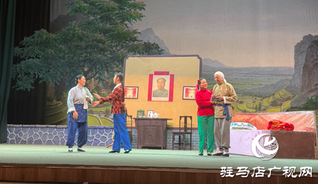 15元看三场大戏！中原文化大舞台惠民演出受驻马店市民热捧