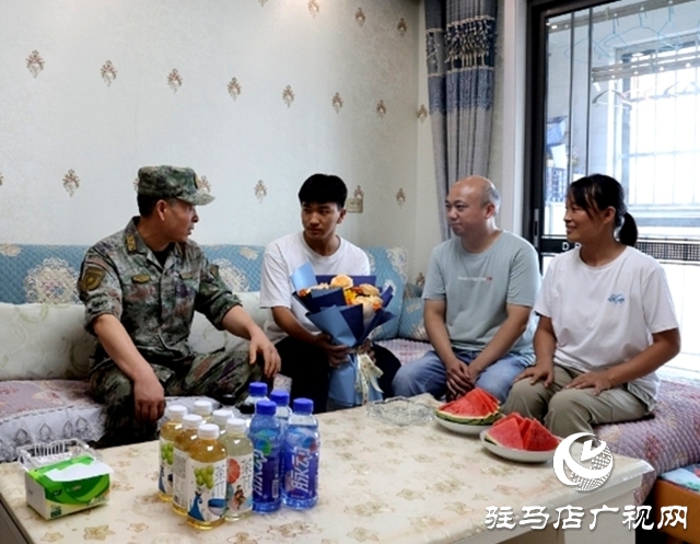 携笔从戎·青春报国——军地联合为确山学子送达军校录取通知书