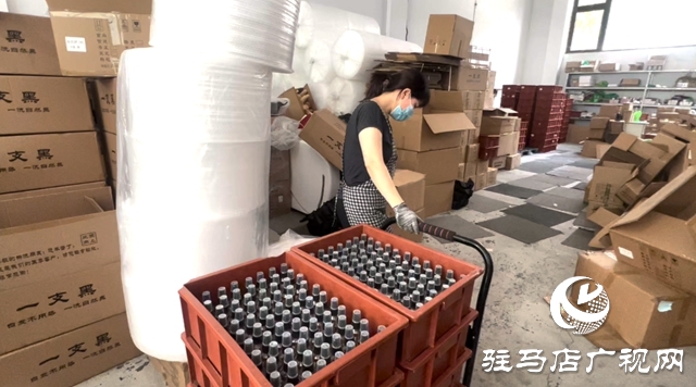 驻马店市晨钟生物科技有限公司:开足马力赶订单 全力以赴稳生产