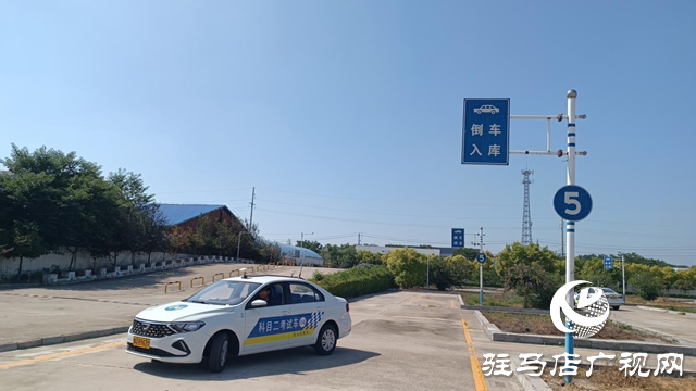 高温天学车“热”暑假驾考大学生成主力