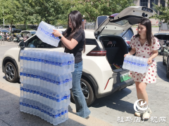 驻马店爱心冰箱里的温暖传递