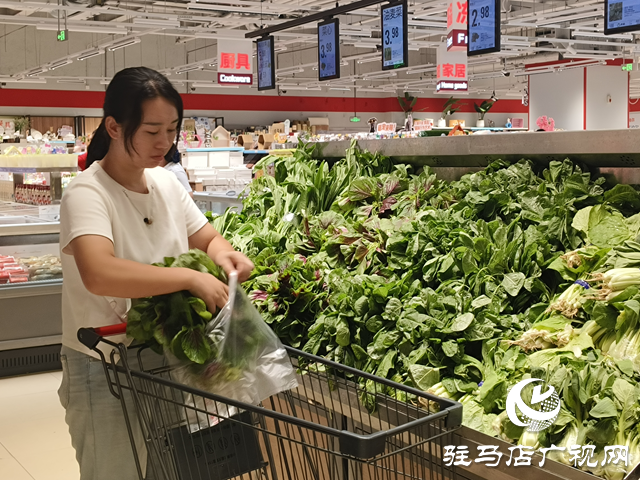 “平价护眼菜”苋菜大量上市 营养美味引市民热购