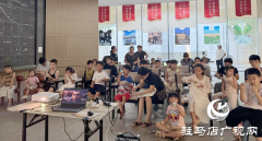 社区银幕亮起&ldquo;邻里暖&rdquo;