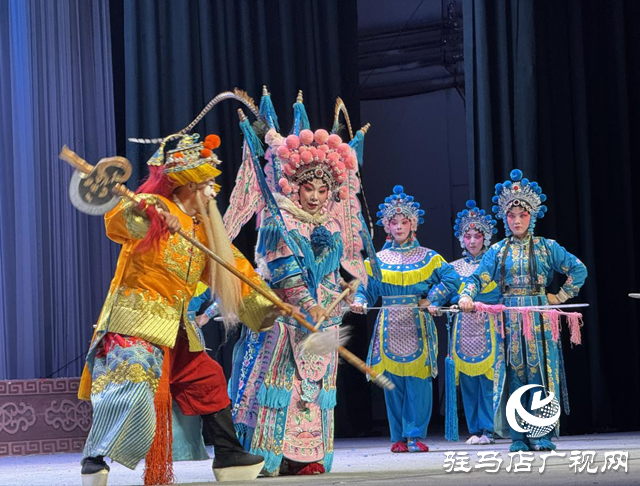 传统戏曲焕发新魅力 驻马店中原文化大舞台演出季结束
