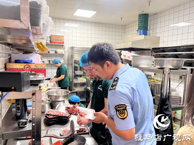 驻马店市城乡一体化示范区市场监管分局:全力保障天中环球港七夕活动食品安全