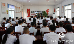 驿城区香山街道：观阅兵忆峥嵘岁月 缅先烈承红色精神