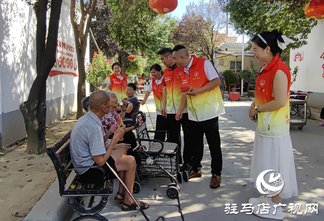 西平县义剪志愿者:爱心义剪传递敬老温情