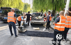 驻马店经济开发区：集中修补沥青路面 守护群众&ldquo;脚下安全&rdquo;