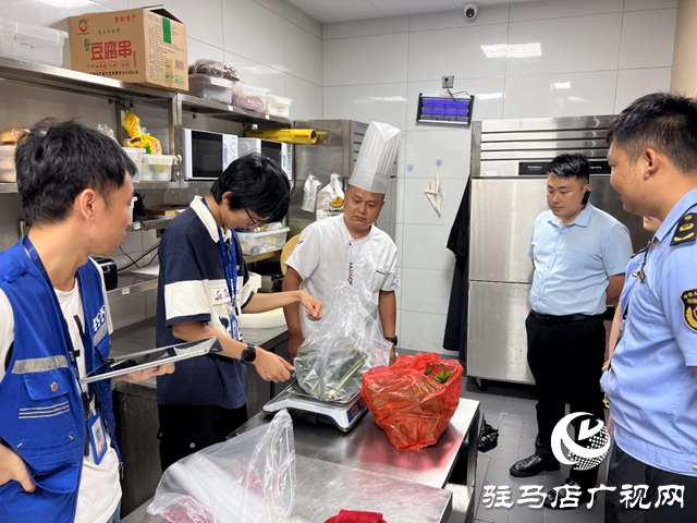 驻马店市城乡一体化示范区市场监管分局开展校园及周边食品安全专项抽检