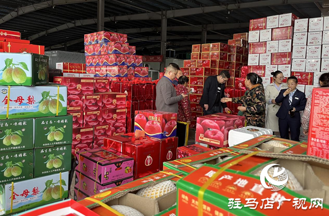 “双节”将至 应节商品热销