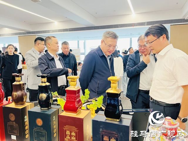 蔡洪坊酒业亮相河南省“吃货季” 豫酒醇香添彩中秋盛宴