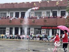 科普进校园 点亮科学梦