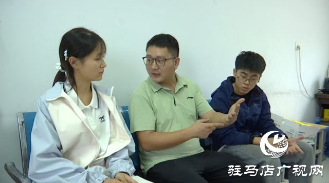 郭亚舟：扎根乡土十一载 化学课堂育新人