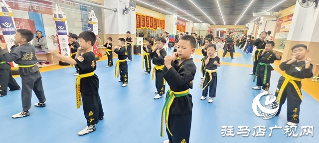 “竞技体育＋体能锻炼”筑牢青少年健康体魄