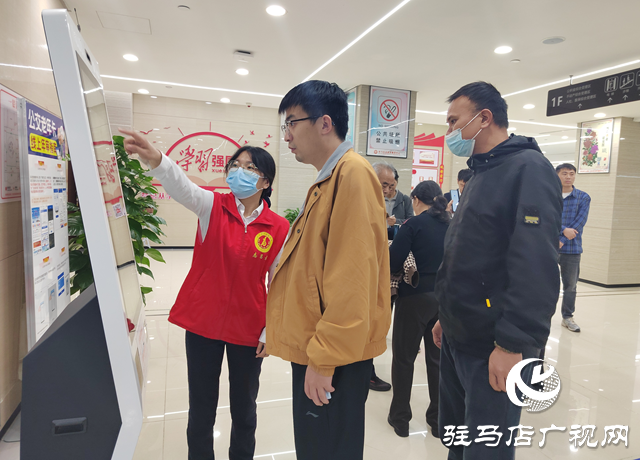 驻马店市政务服务中心：节后首日高效运转 窗口服务有序开展