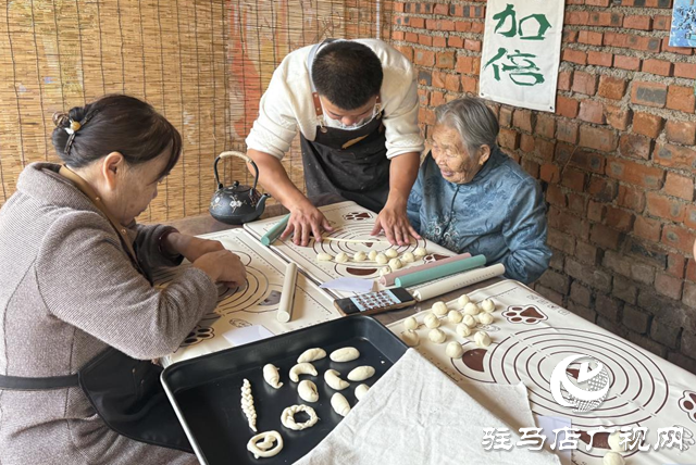 窑烤面包体验活动受欢迎 市民亲手制作感受生活温度​​
