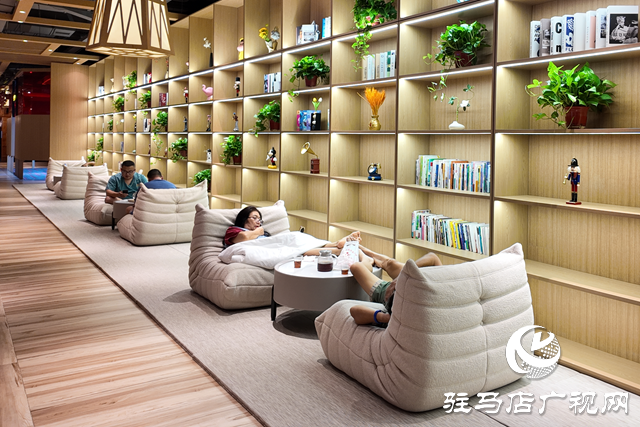 驻马店：“暖经济”随气温走低升温 汗蒸洗浴成冬日休闲热门