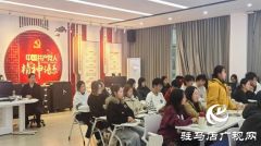 驻马店职业技术学院党委书记苏新留深入教学一线随堂听课 与学子共话理想信念​
