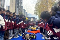 零距离探秘“火焰蓝” 安全种子植心间