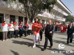 驻马店姑娘许盈盈全运会夺金载誉归来