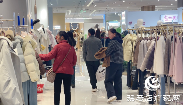 冬装C位登场!降温催热冬日消费