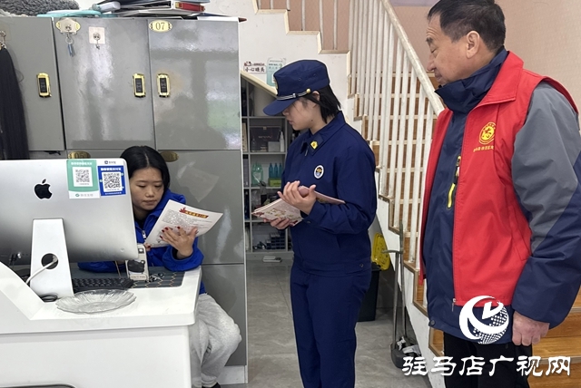 驻马店市城乡一体化示范区消防救援大队组织开展消防“送知识上门”宣传活动