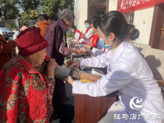 驿城区朱古洞乡：立足群众办实事 惠民送医护安康