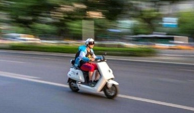 能否搭载儿童？必须安装金属鞍座？电动自行车新国标热点话题追踪