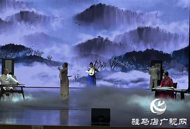 “情系天中 逐梦未来”综艺演出精彩上演